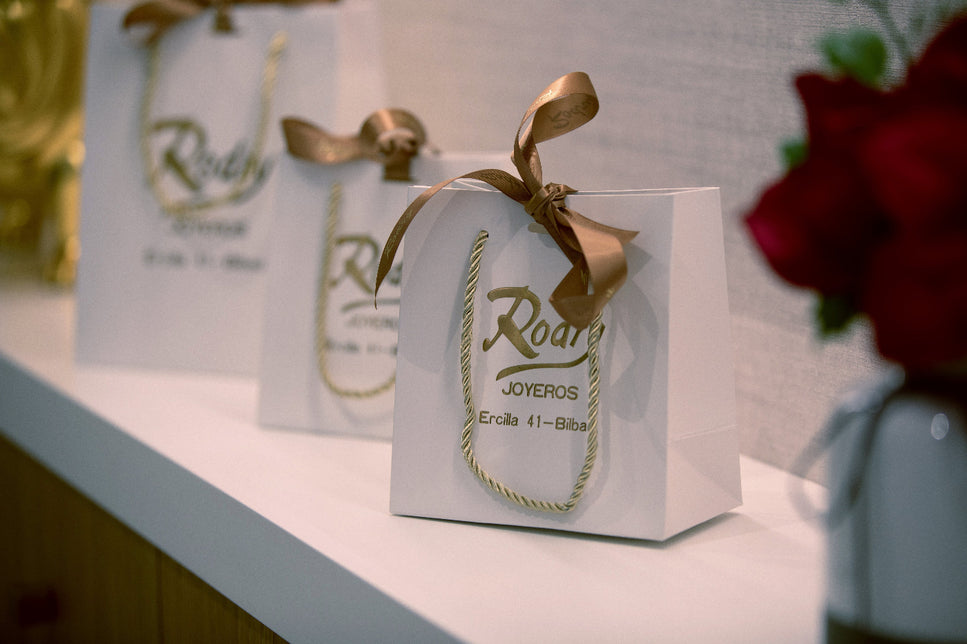 Mostrador de Joyería Rodry Ecodiamante en Bilbao — joyas con diamantes de laboratorio